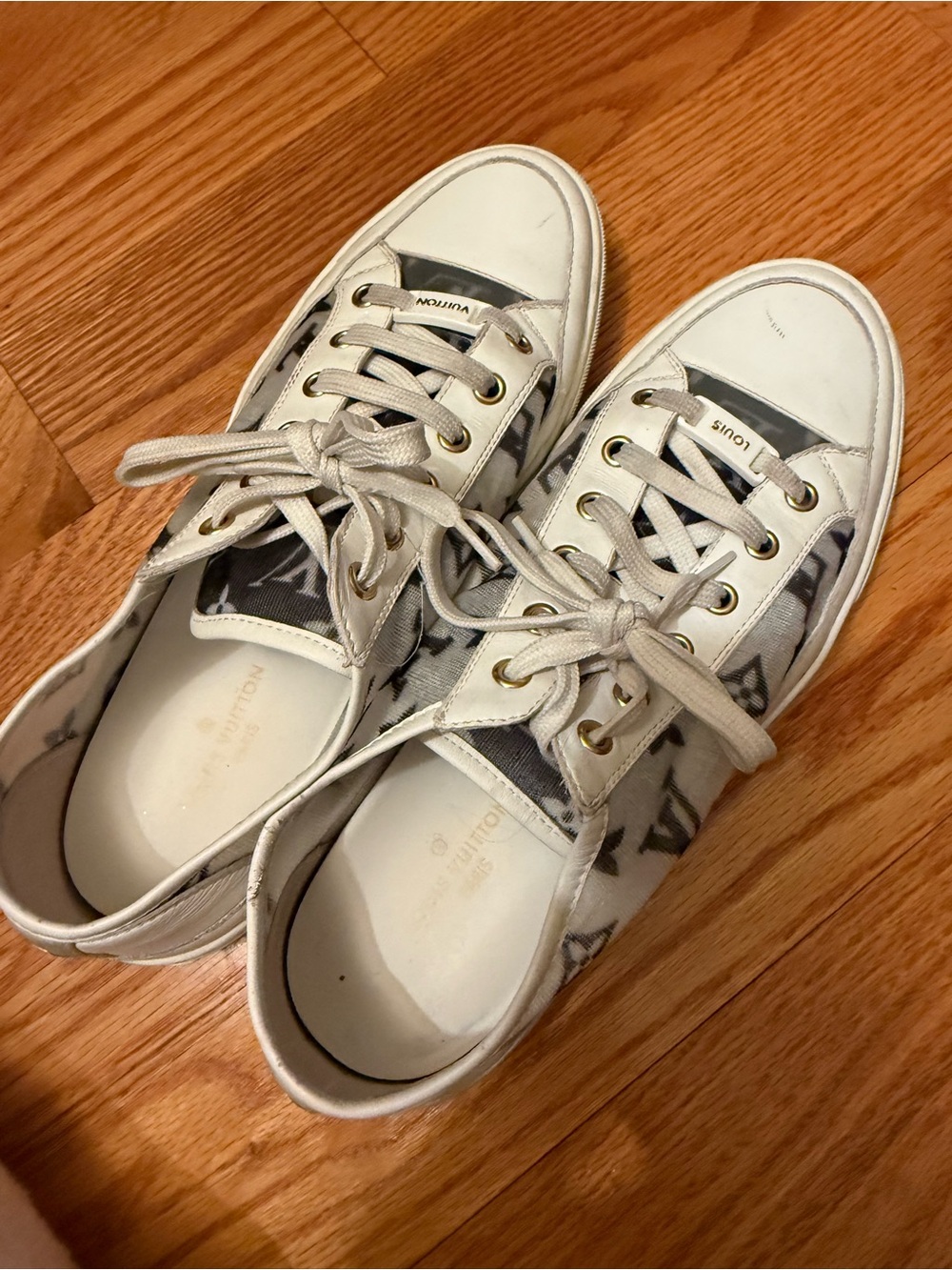 Louis Vuitton White and Gray Monogram Low-Top Sneakers - Picture 2 of 6